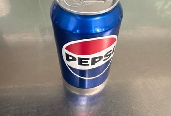 Pepsi can of pop