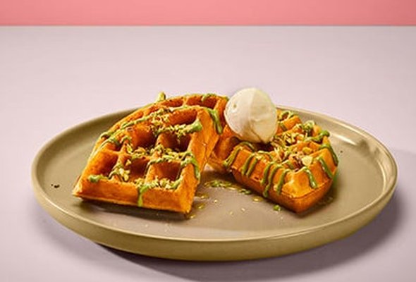 Low Gluten | Pistachio & White Choc Crunch - American Waffle