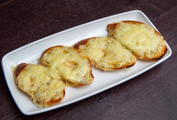 -Garlic bread
