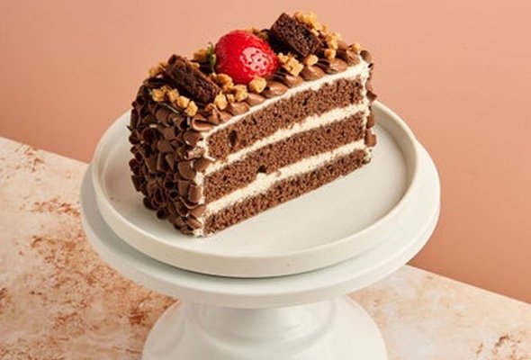 Chocolate Brownie & Strawberry Slice