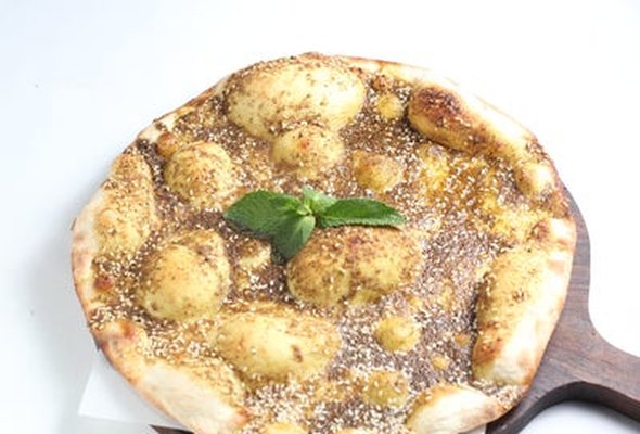 Manakeish Bizaatar (V)