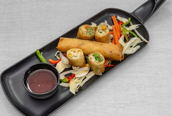 Paneer Spring Roll (2pcs)