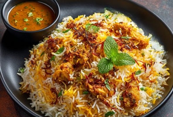 Hyderabadi Biryani 🍗🐑