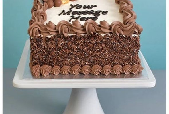 8'' Chocolate Hazelnut & Flower Corner