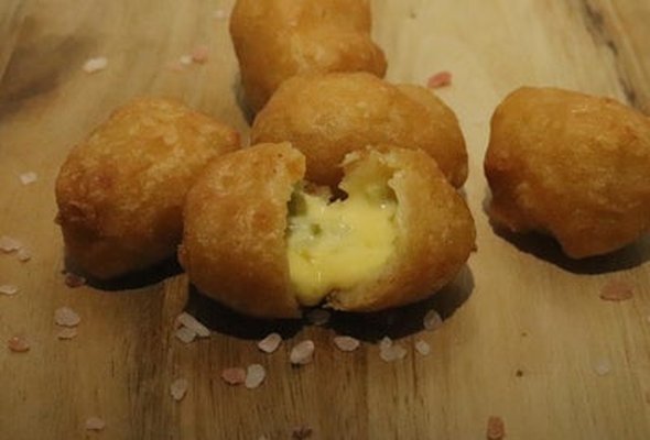 Chili Cheese Bites ( portion of 4 )