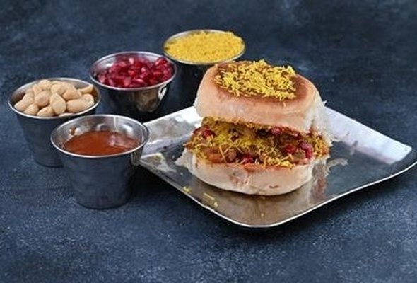 Schezwan Dabeli