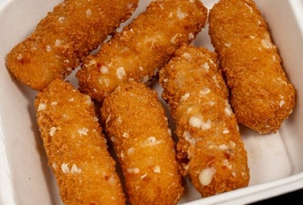 Mac and Cheese Bites (6)