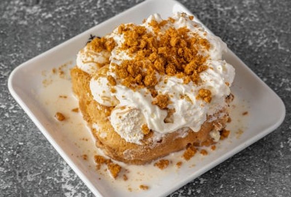 Lotus Milk Cake