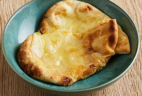 GARLIC BREAD & CHEESE (V)‎