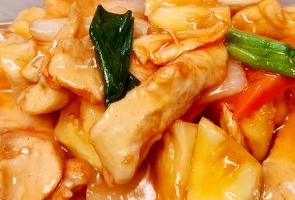 Chicken with Pineapple Sauce