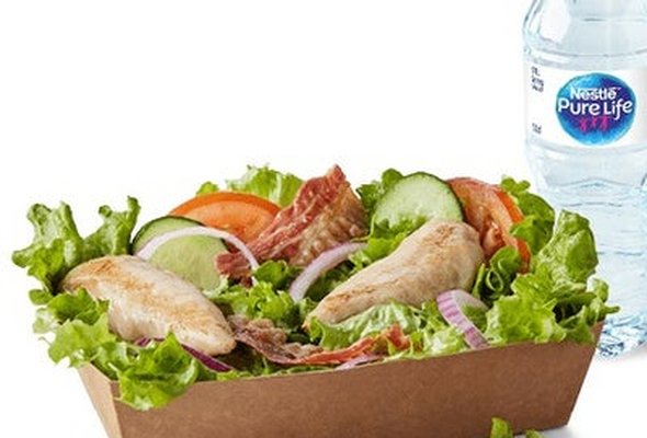 Grilled Chicken and Bacon Salad Meal