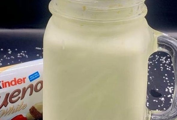 Kinder Bueno White Milkshake