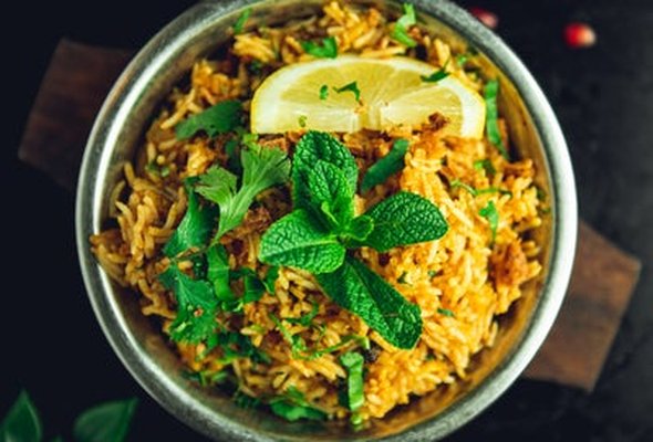 Vegetable Biryani (With Special Curry Sauce)